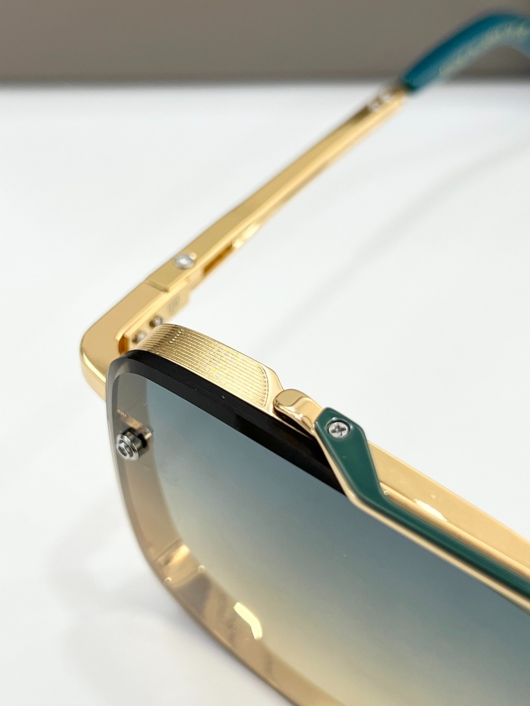 DITA MODEL：DTS121-62-01-Z SUNGLASSES SIZE：62-12-130 NEW.