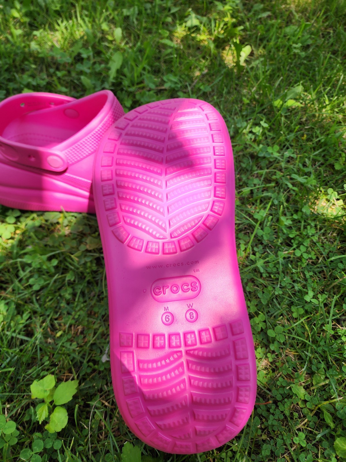 W8/M6 – CROCS Unisex-Adult Crush Platform Clog Juice