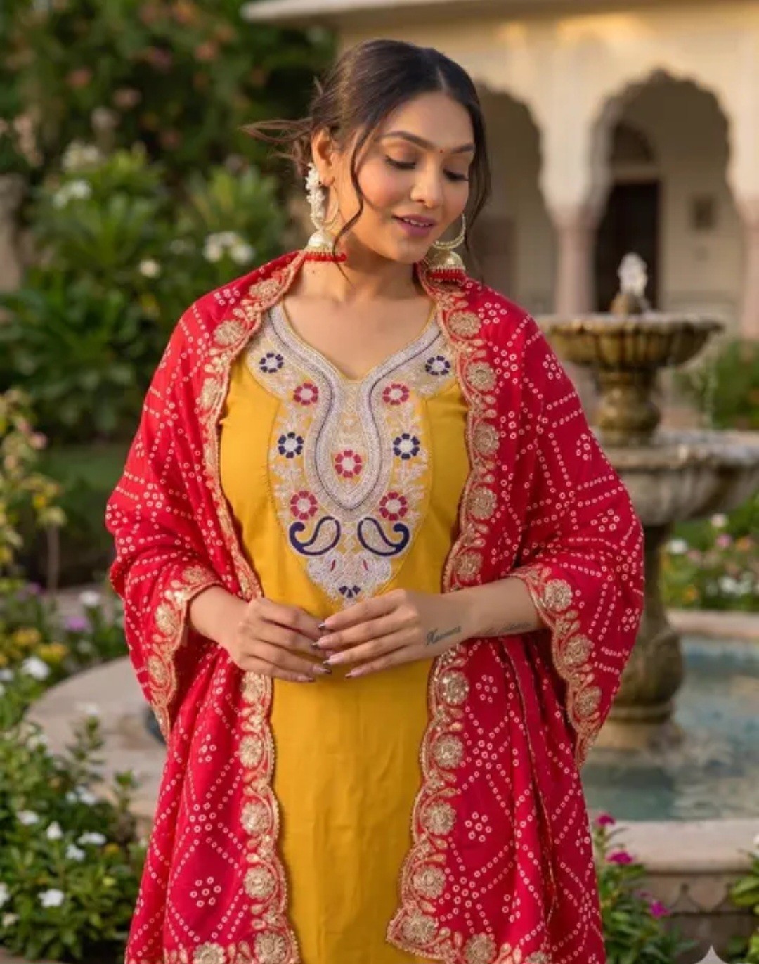 Women Plus Size Kurta With Pant Set With Embroidered Style.& Dupatta Set. Size S