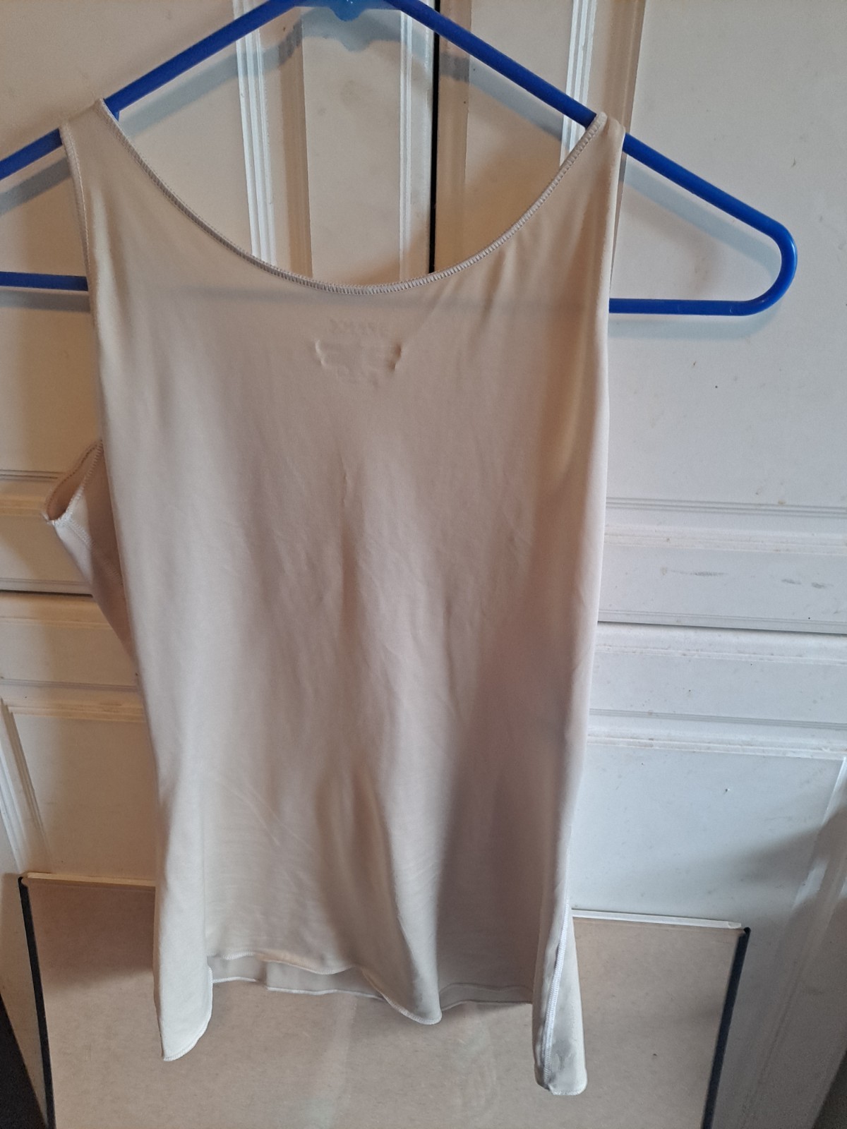 Spanx Beige Shaping Camisole Top L Moderate Compression Nylon Spandex Women