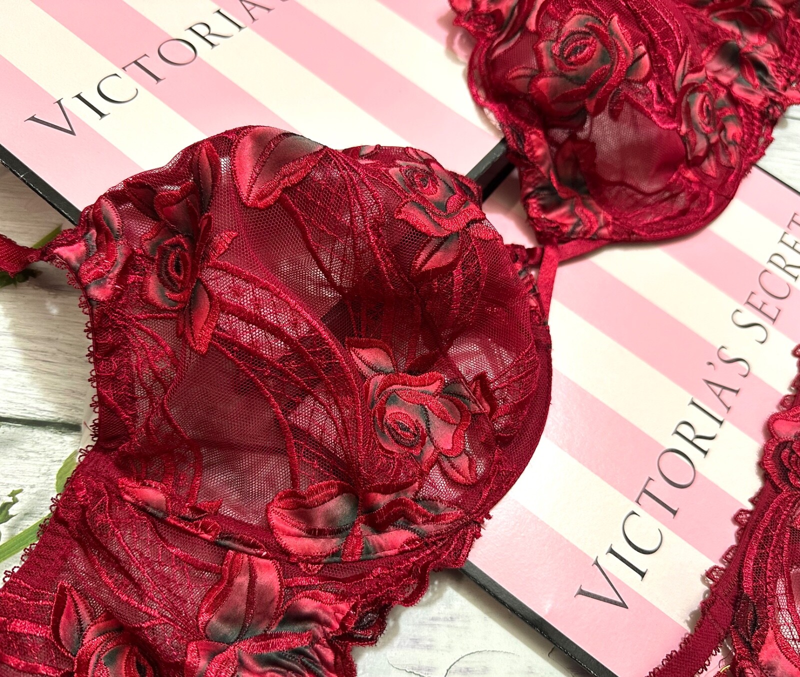 Victoria’s Secret VERY SEXY Red Rose Unlined Low-Cut Demi Bra Garter Thong Set