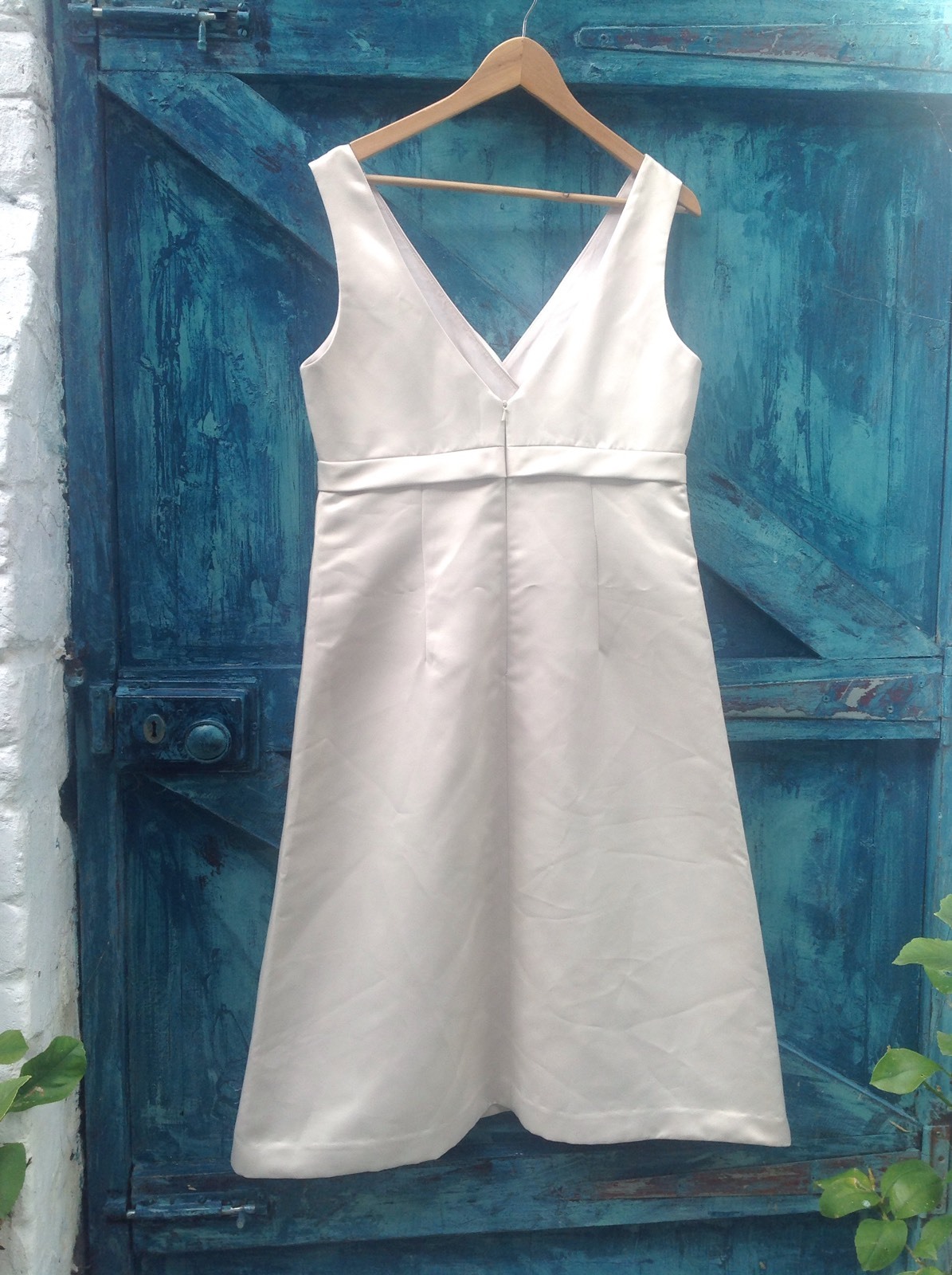 Womens Satin Dress Size 12 Alfred Sung Unique empire line party cocktail wedding