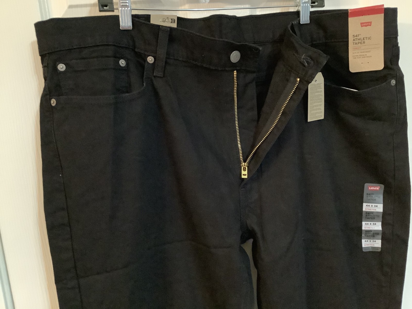 Levi’s 541 Jeans Men’s Athletic Taper All Seasons Tech Stretch 44×34 Black Color