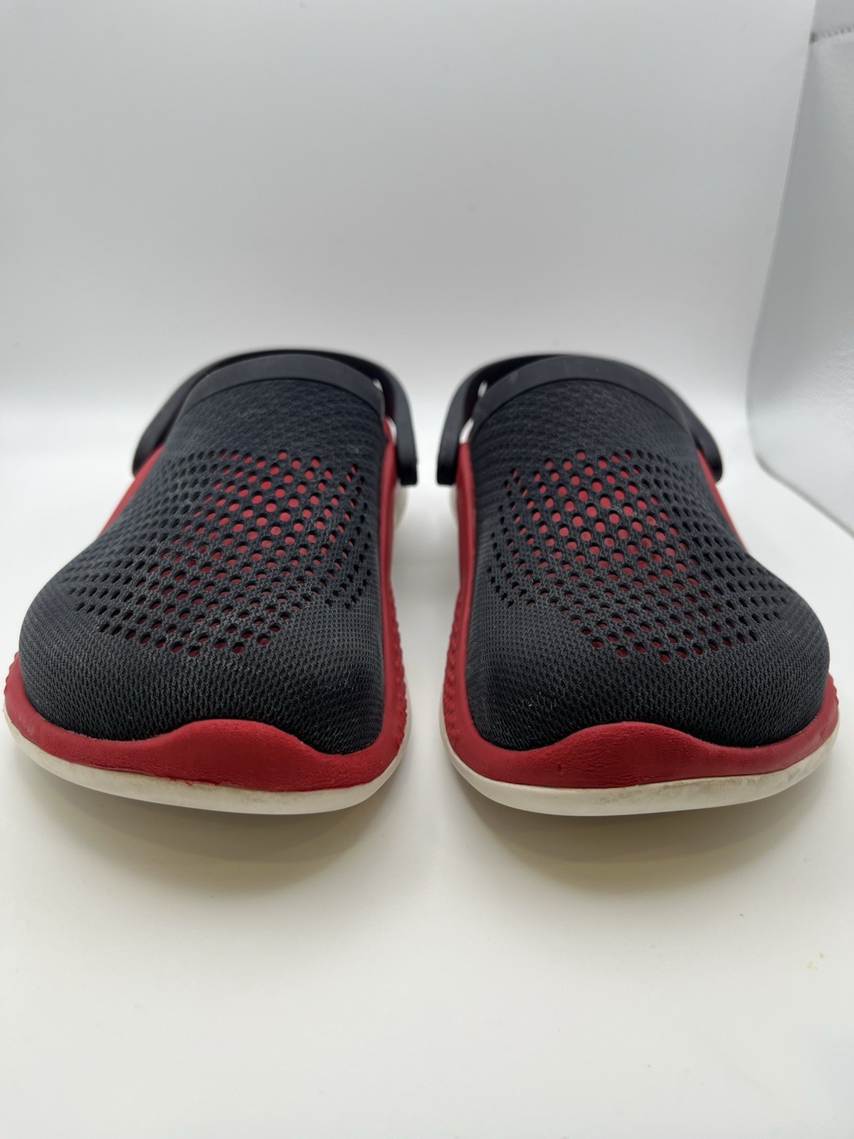 Crocs LiteRide 360 Clog Black Red, Men 4 Women 6, Water Comfort Slip On. EUC
