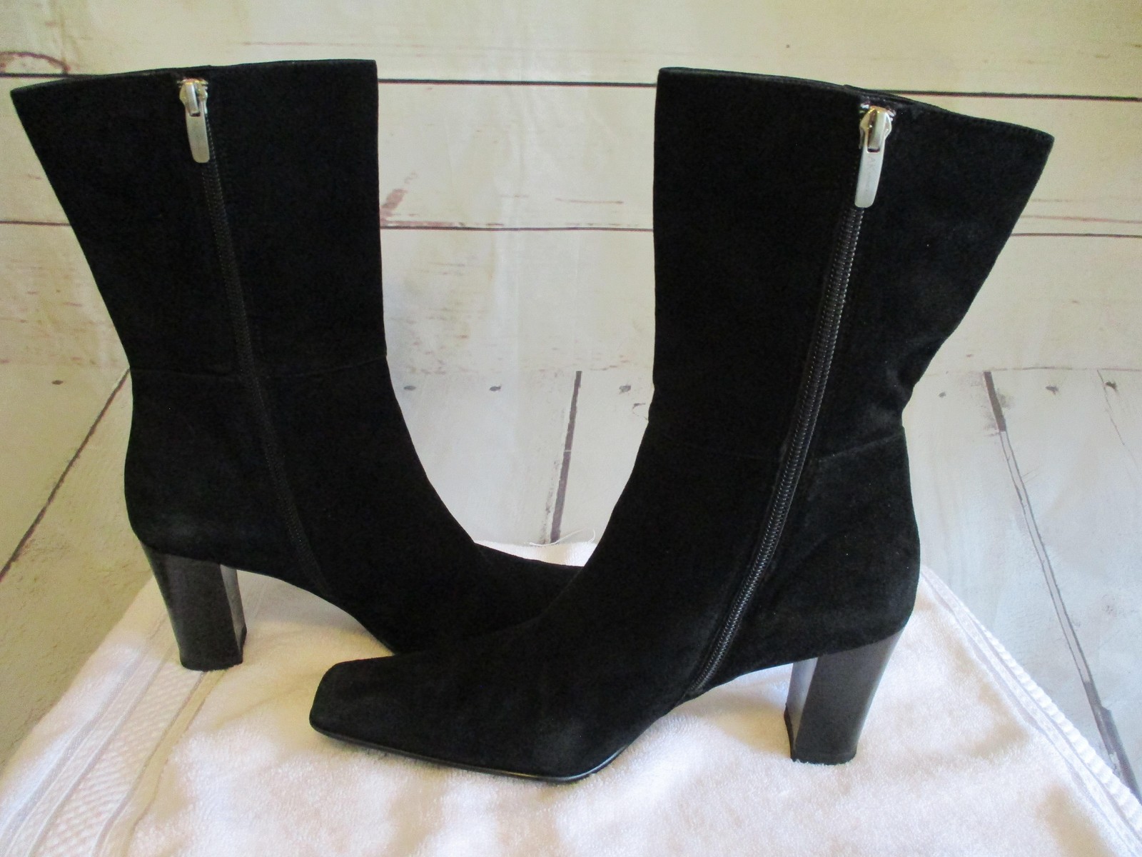 AK Anne Klein Shoes Womens Size 8.5 Black Suede Mid Calf Bootie Block Heel Zip