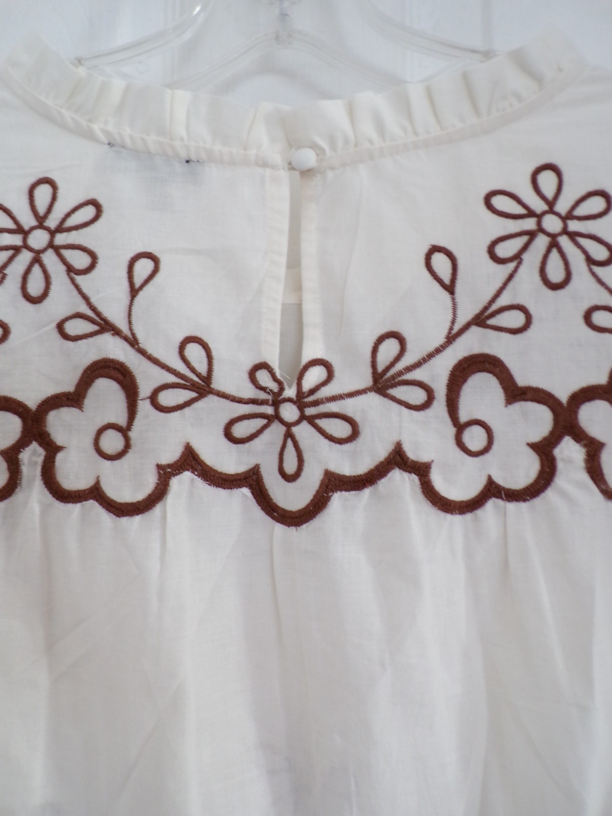 NWT NEW SUMMER TALBOTS SIZE LARGE EMBROIDERED VOILE TOP IVORY / BROWN $119.00