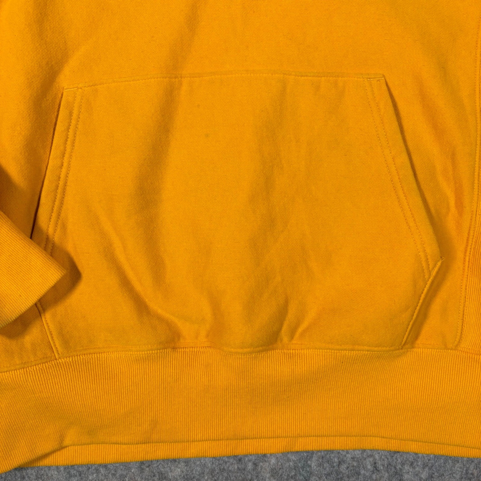 Champion Reverse Weave Hoodie Mens Medium Yellow GF68 BYC Vintage Pullover