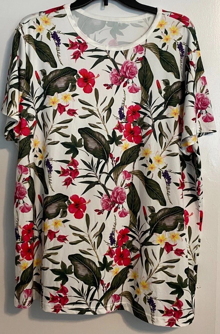 Multi-Floral Top Short Sleeves Size XXL Polyester Spandex Colorful Stretchy NWOT