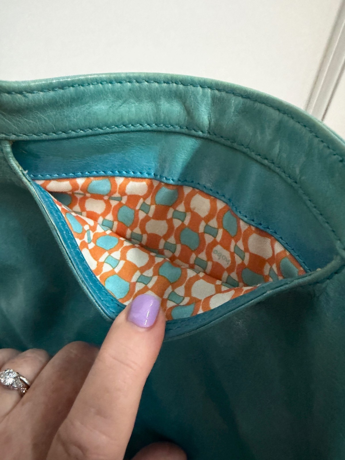 HOBO Sheila/Cassie Crossbody in Tranquil Blue leather