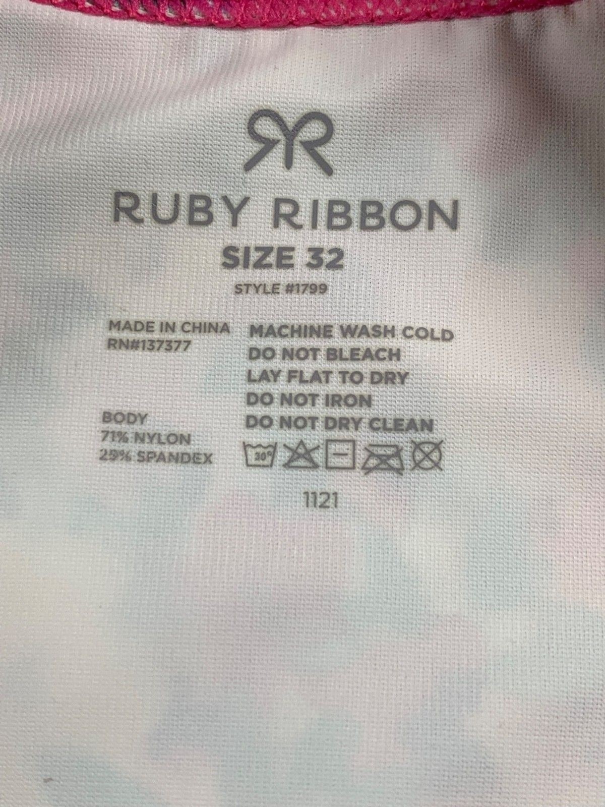 Ruby Ribbon Demiette Vibrant Heritage Floral Bloom Full Support Size 32 #1799