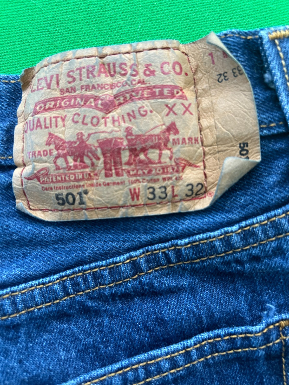 501 Levi Jeans Men 33Wx32L Button Down – Work Wear