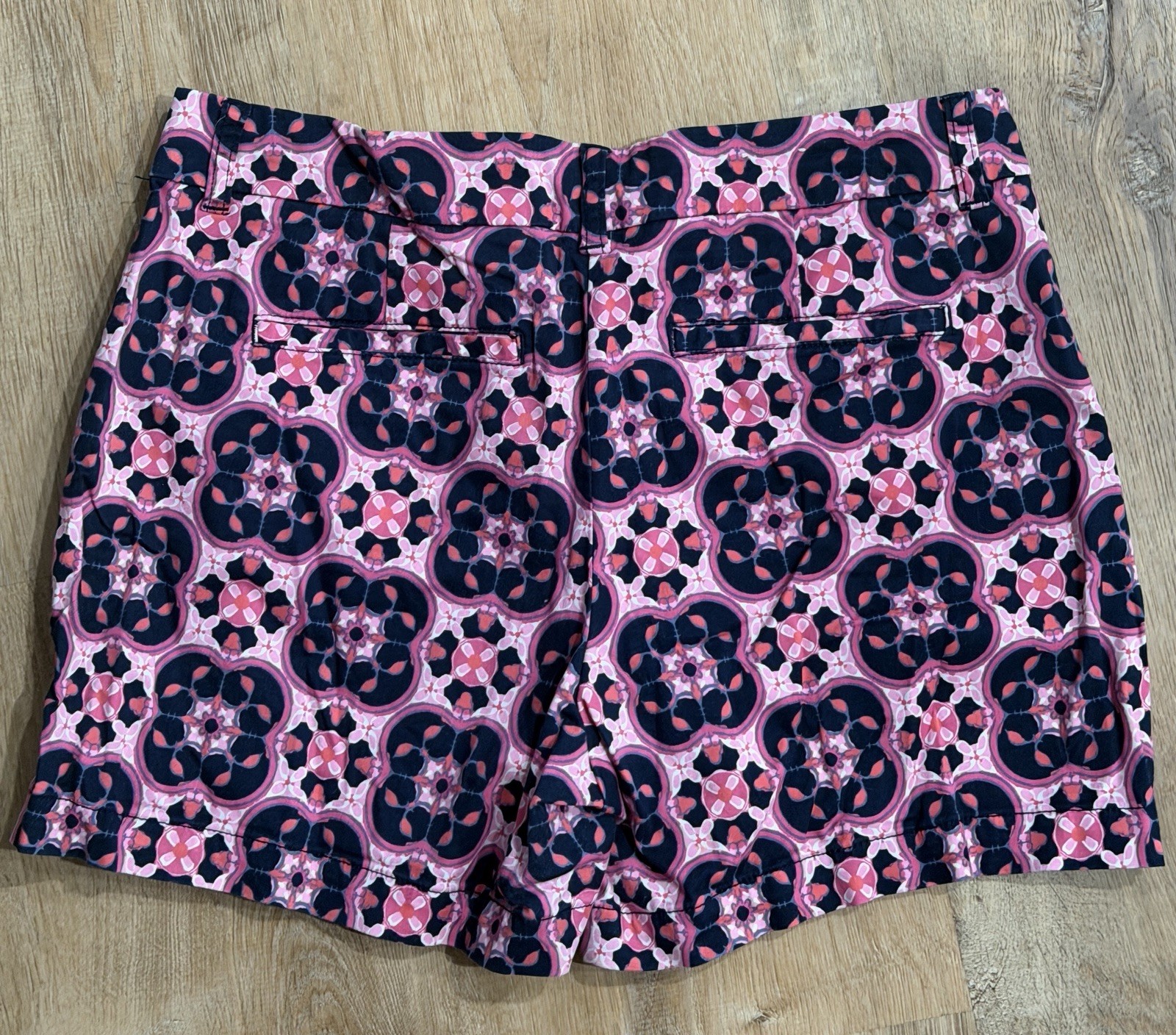 Crown & Ivy Shorts