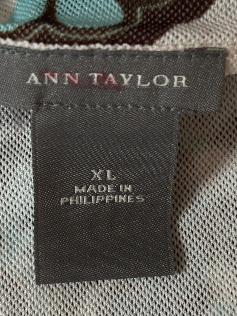 Ann Taylor Blue Medallion Print Cap Sleeve Blouse Lightweight Top Size XLarge