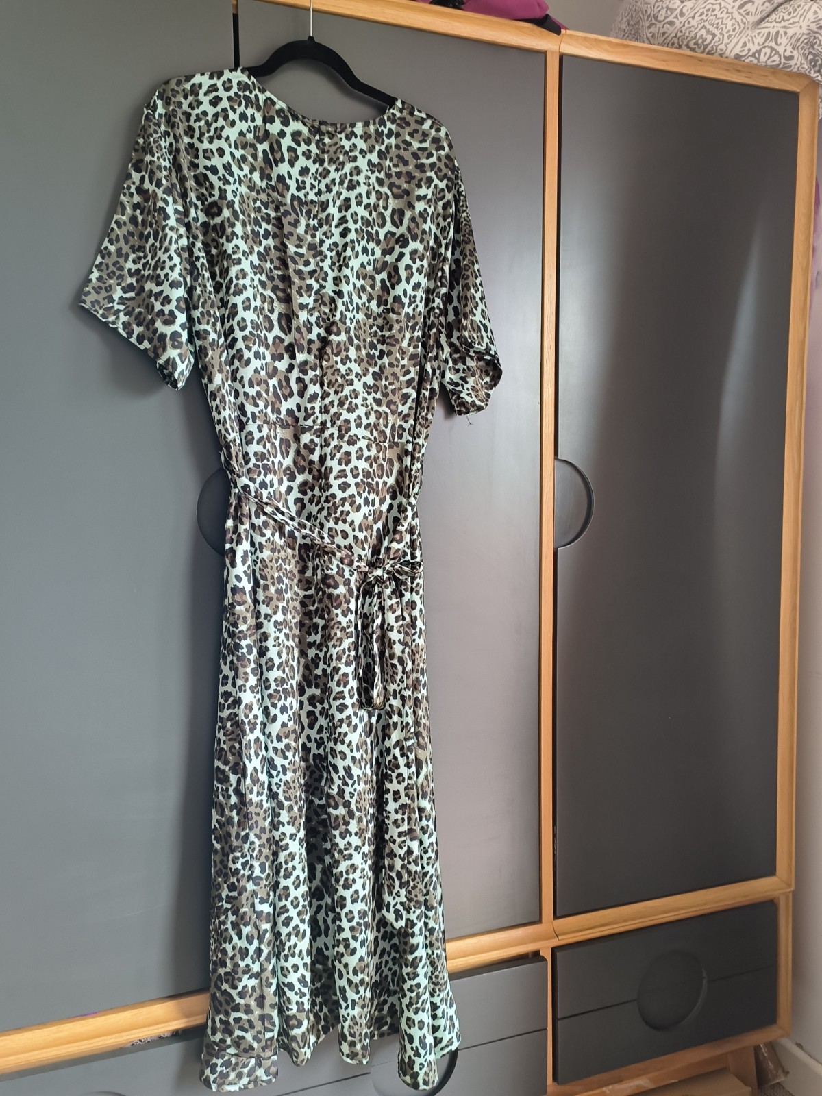 Quiz Green Satin Leopard Print Long Dress UK Size 24 New with Tags