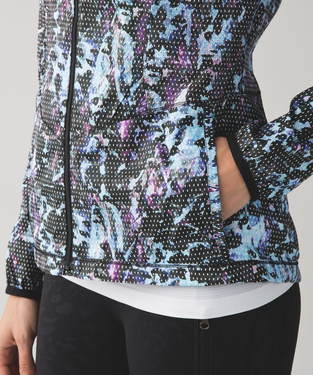 Lululemon 8 Back Pack It Wind Jacket Floral Sport Tranquil Blue Multi W4H45S
