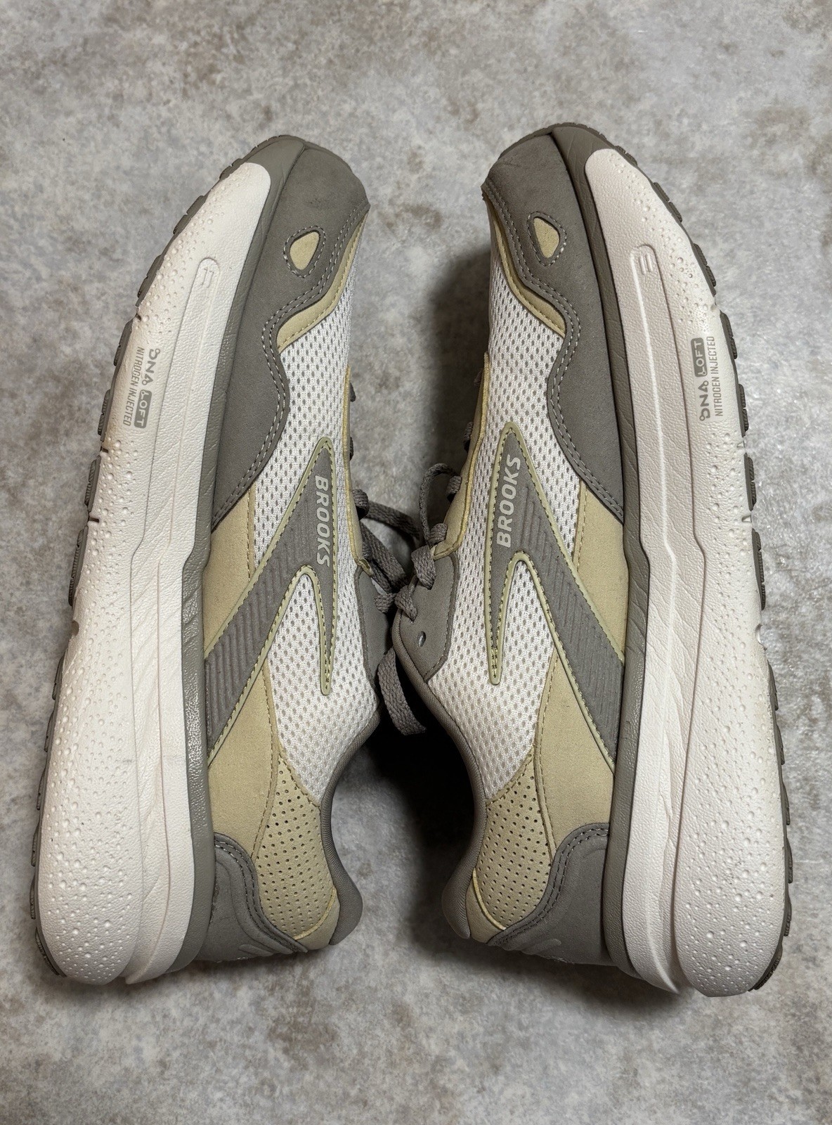 Brooks Men’s Ghost Max 2 Suede Running Shoes Color: London Fog Size: Men’s 10