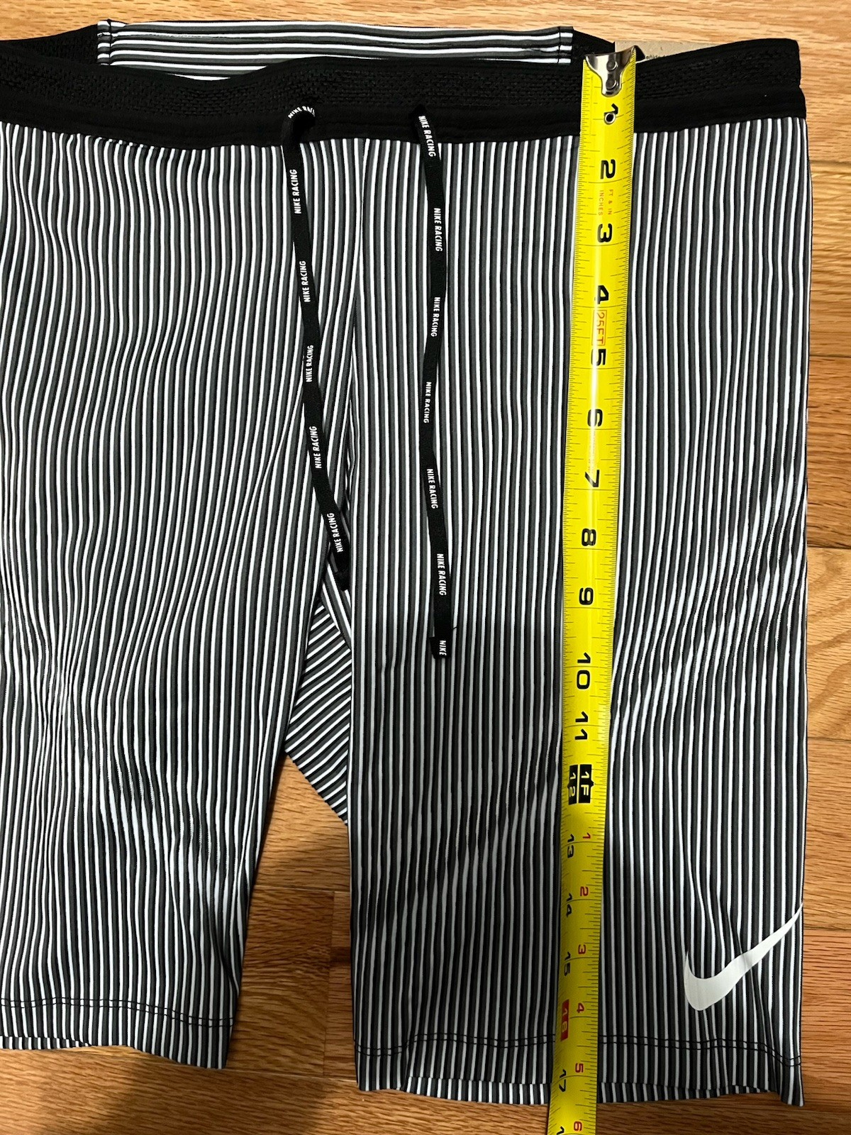 Nike AeroSwift 1/2 Length White Black Running Tights Men’s Size L FN3369-013 NWT