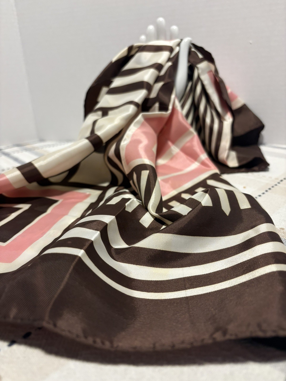 Square abstract scarf; Andre Fantasies; brown white pink; 25x 25in