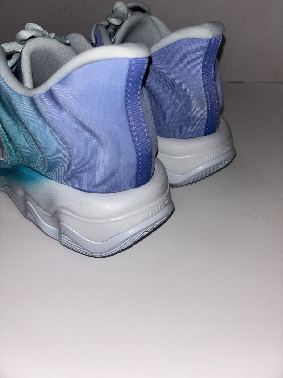 US Men’s 9.5/W 11 – Nike Giannis Immortality 4 “Christmas” FQ3680-300