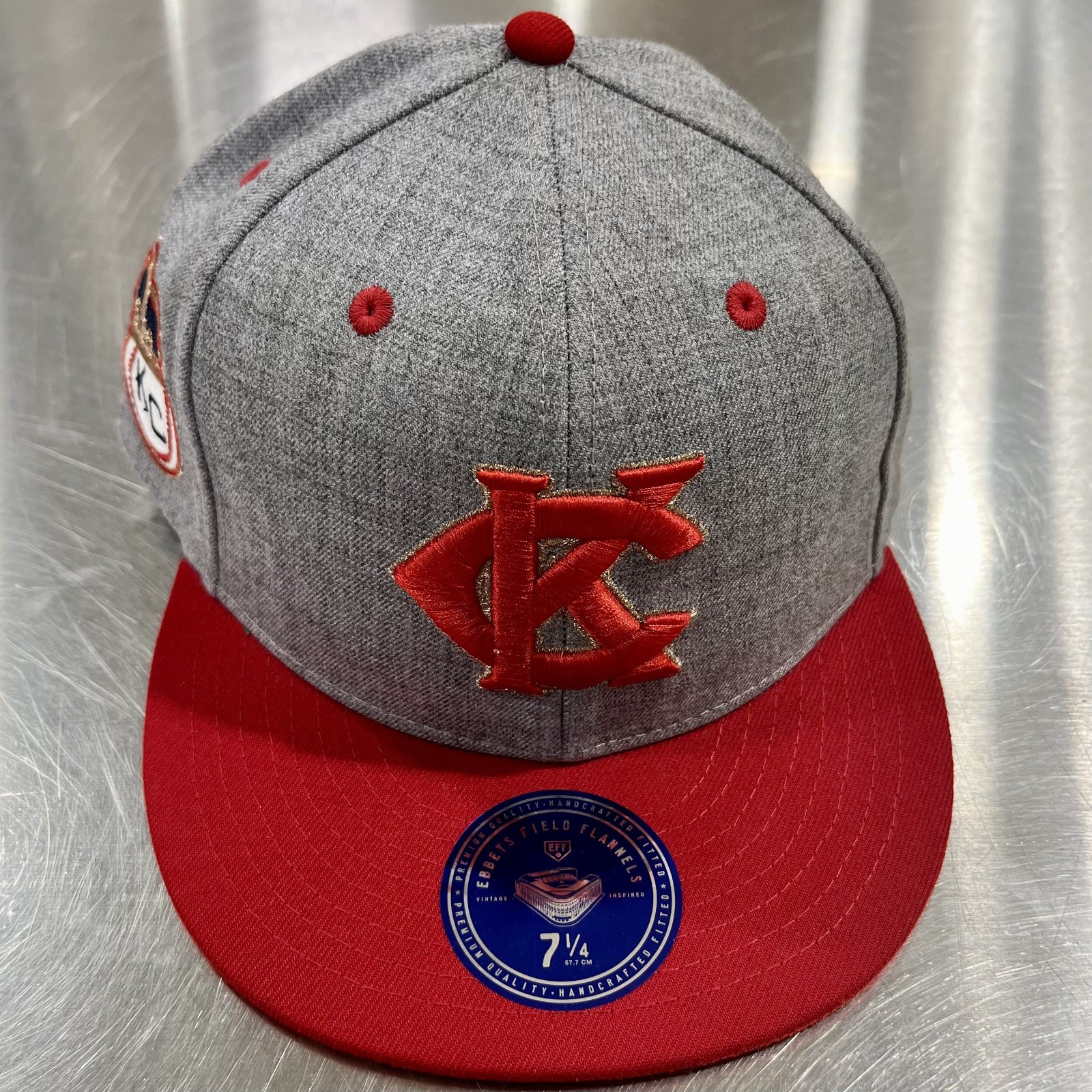 Kansas City Monarchs Logo Patch Negro League Baseball 2 Tone Fitted Hat 7 1/4