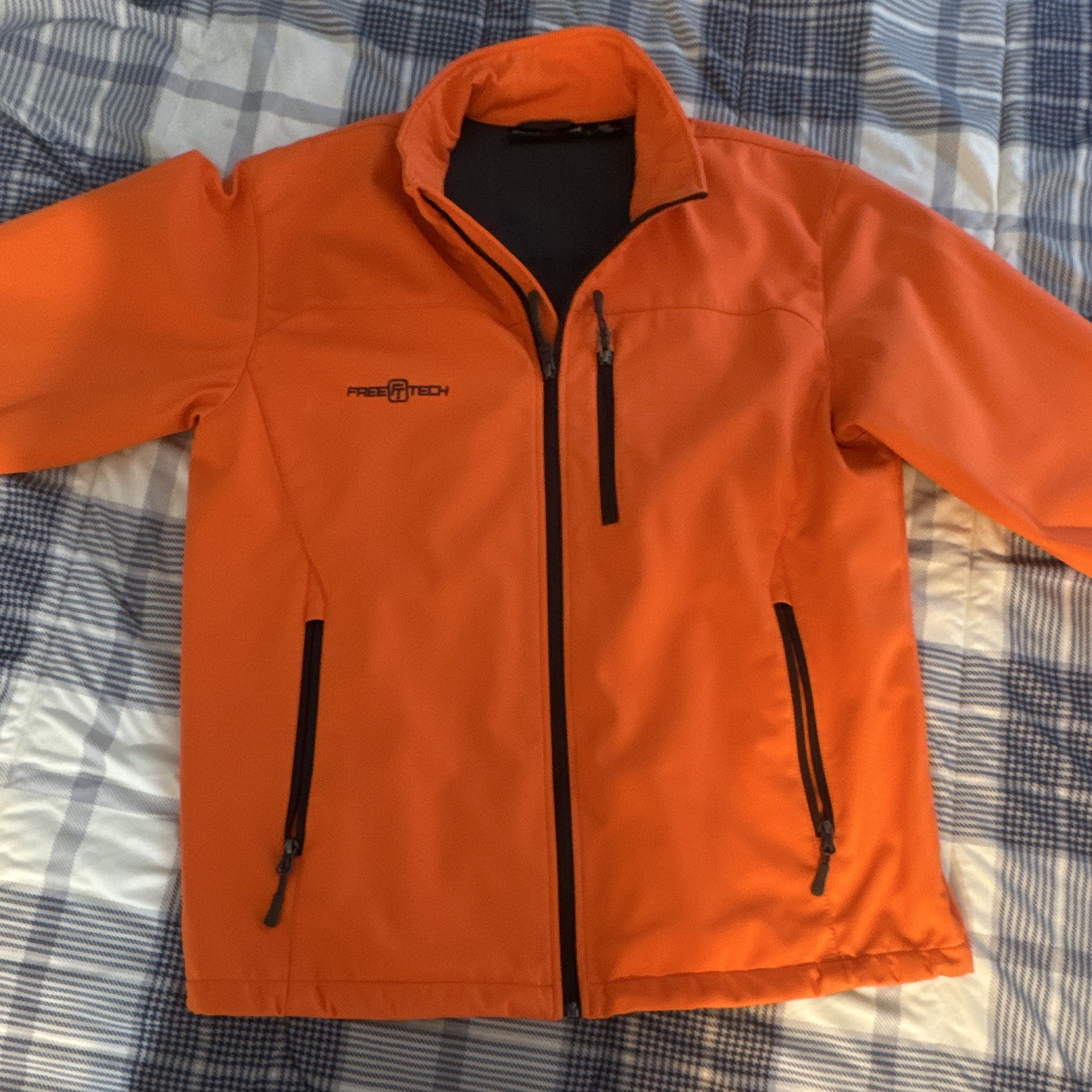 FreeTech Men’s Orange Softshell Jacket Full Zip Stand-Up Collar Pockets M