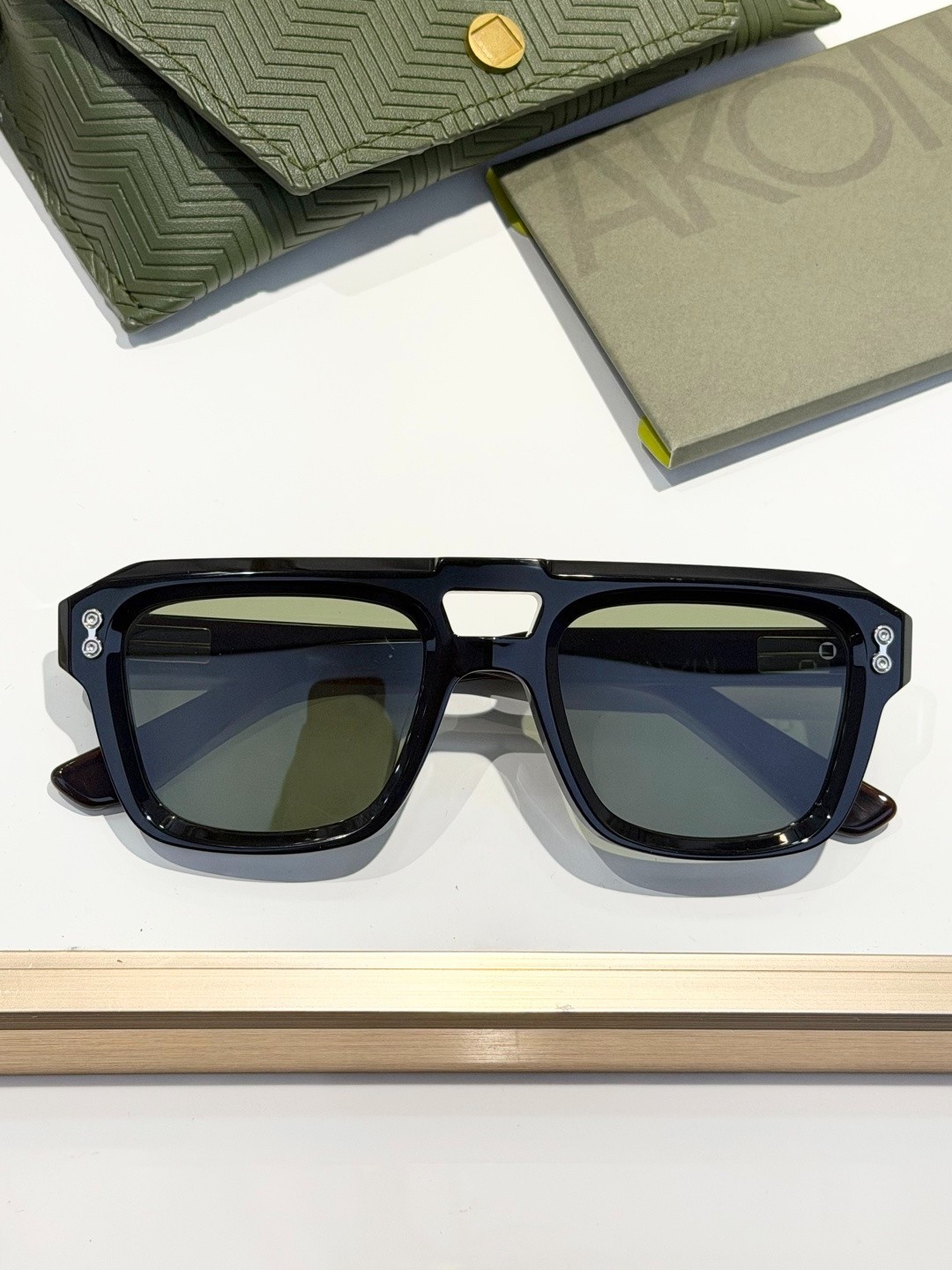 AKONI MODEL：AKS-531 SUNGLASSES SIZE：54-21-145 New.