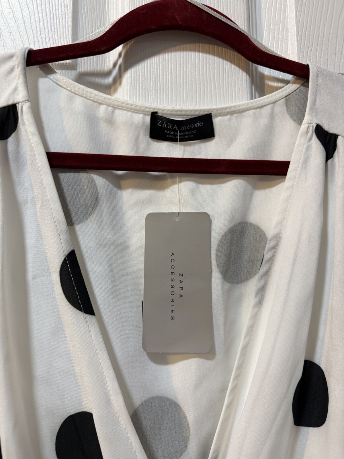 ZARA Women’s XL White/Black Polka Dot V-Neck Long Sleeve Satin Bodysuit