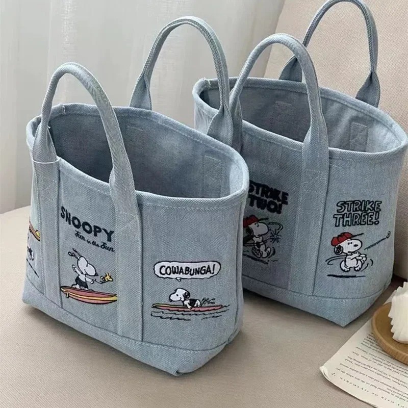 Cartoon Snoopy Embroidered Canvas Bag: Large Capacity, Portable, Handheld*
