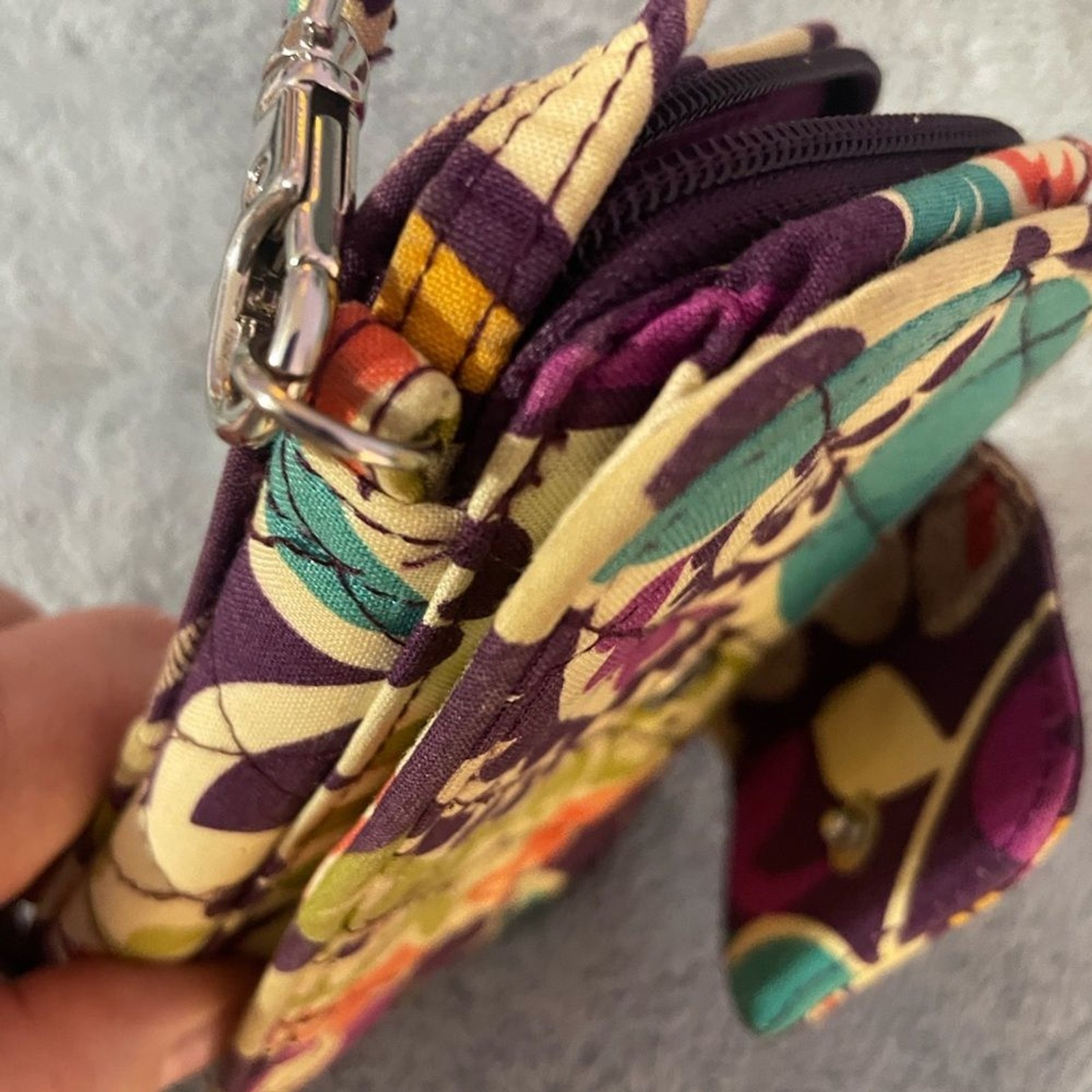 Vera Bradley Plum Crazy Smartphone Wristlet-Cotton Quilted-Retired