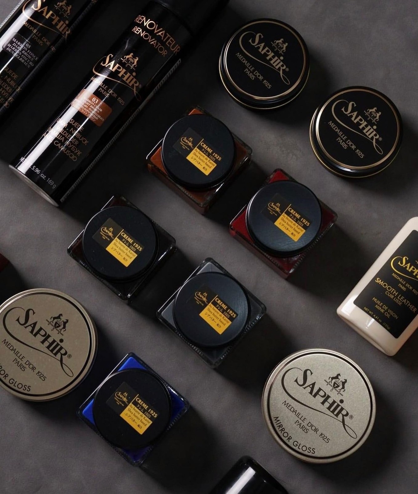 SAPHIR Medaille d’Or Pate De Luxe – Natural Wax Shoe Polish for Leather Sh
