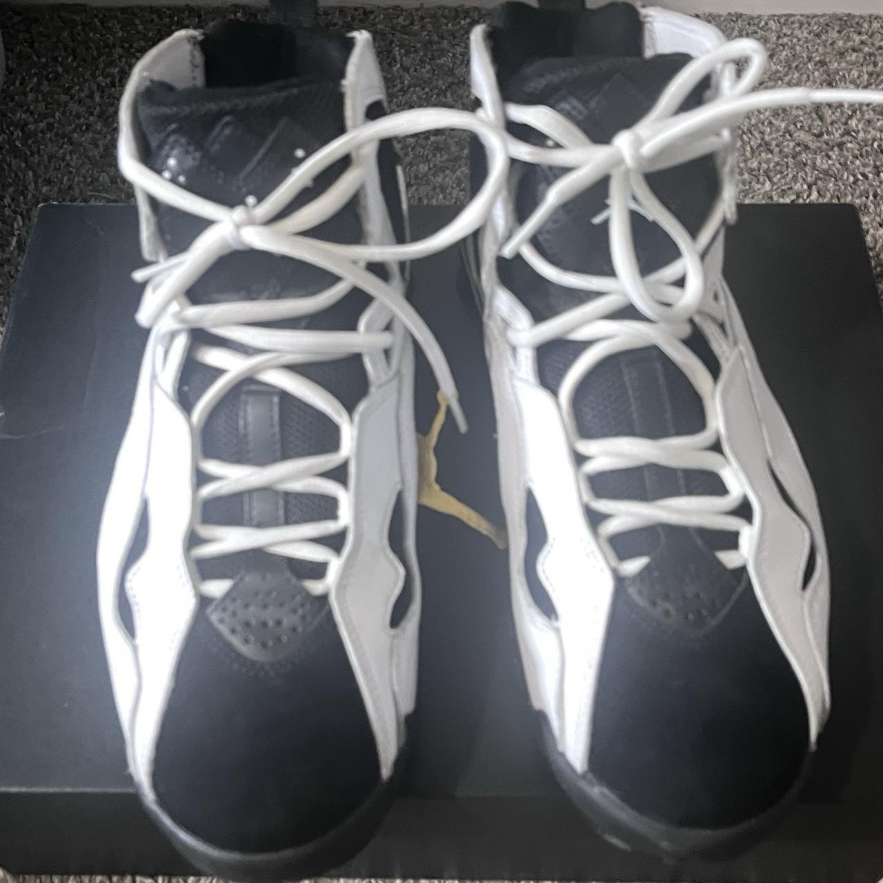 Jordan Men’s Mid Top Lace-Up Basketball Sneakers Colorblock Black White