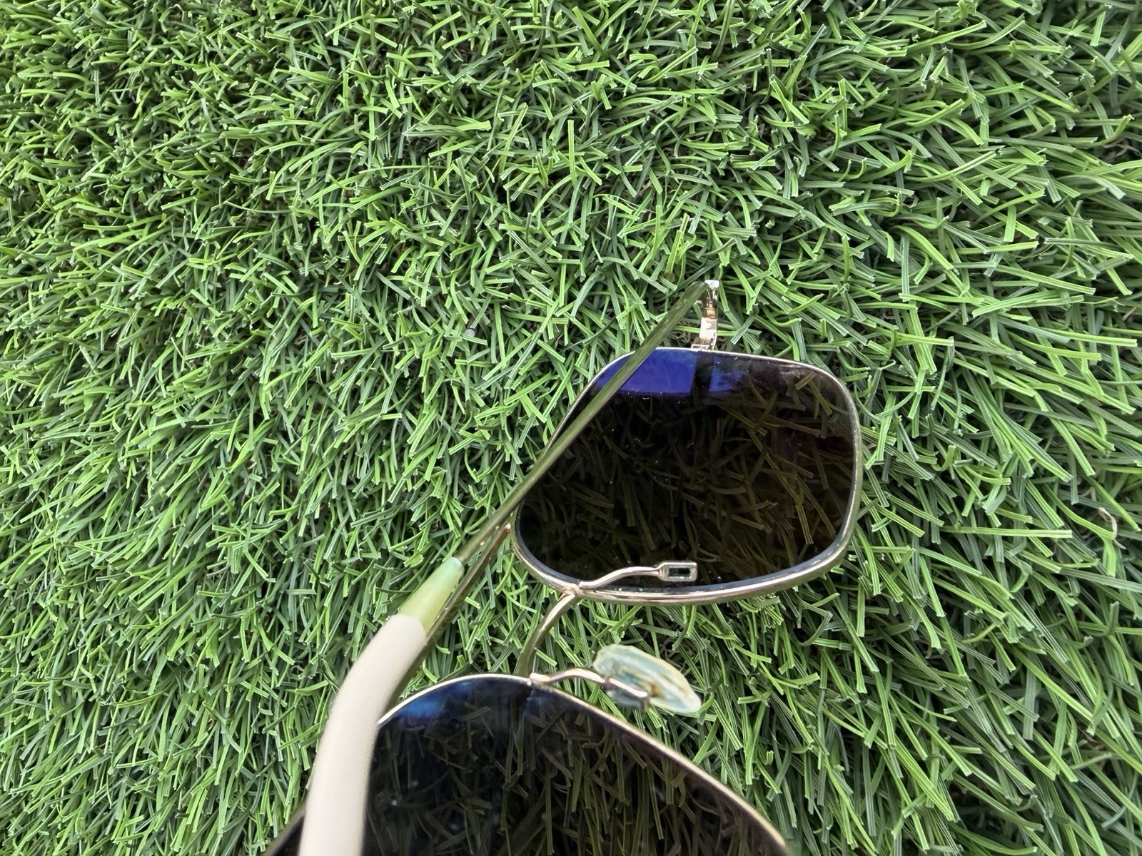 Oliver Peoples Victory 58 VFX Gold/Cognac Gradient Preowned See Description