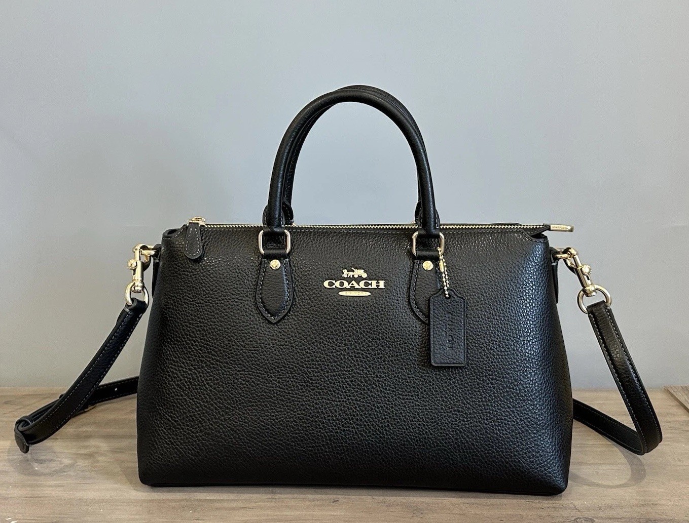 COACH Georgia Satchel Bag In Refined Pebble Leather – CR156 – Gold/Black