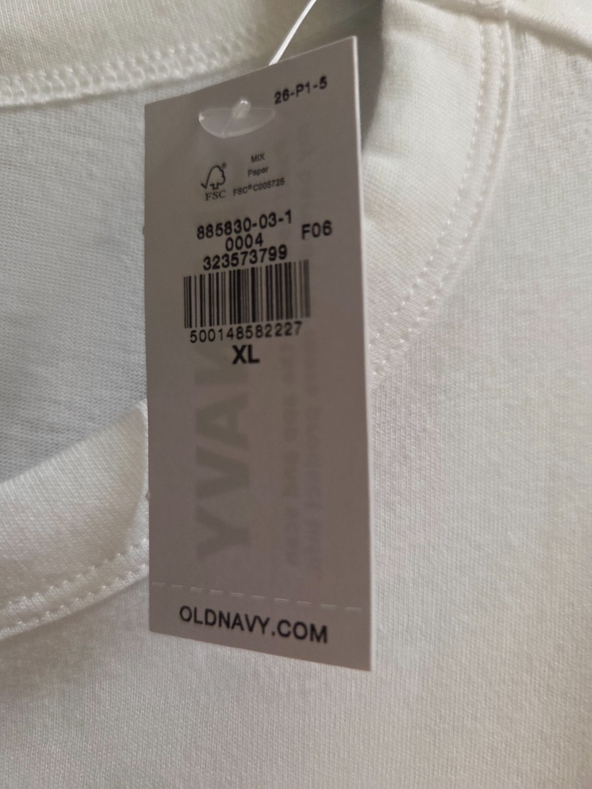 BRAND NEW Women’s OLD NAVY Size XL Celebrating 250 Years Patriotic Tee