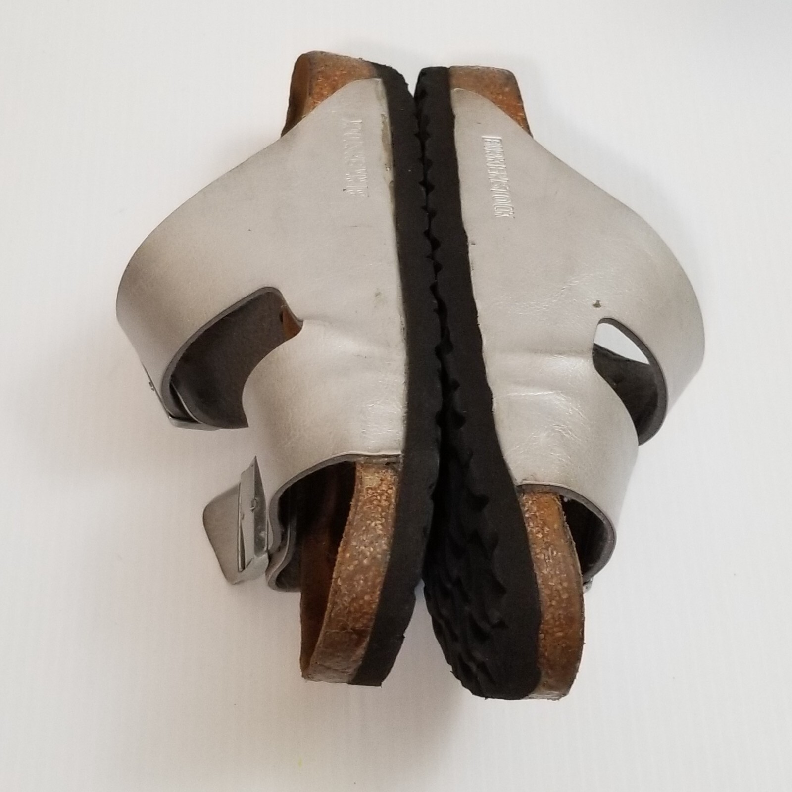 Birkenstock Unisex Arizona BS Metallic Silver SandalsEU 37 Size Men 4/Women 6