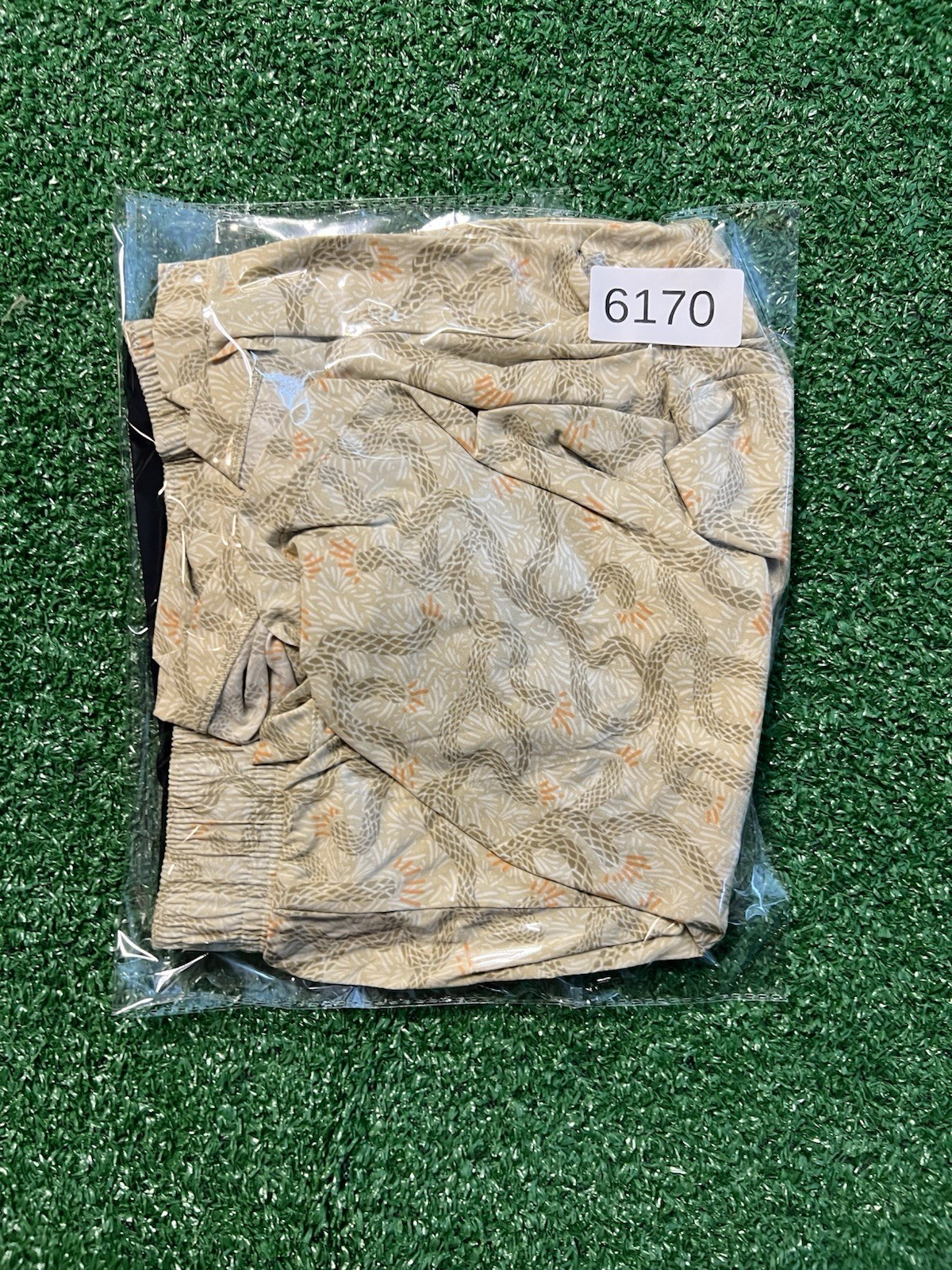Prana Peak To Pavement Lined Shorts – Cliffside Yucca Print – Mens L NWT$85