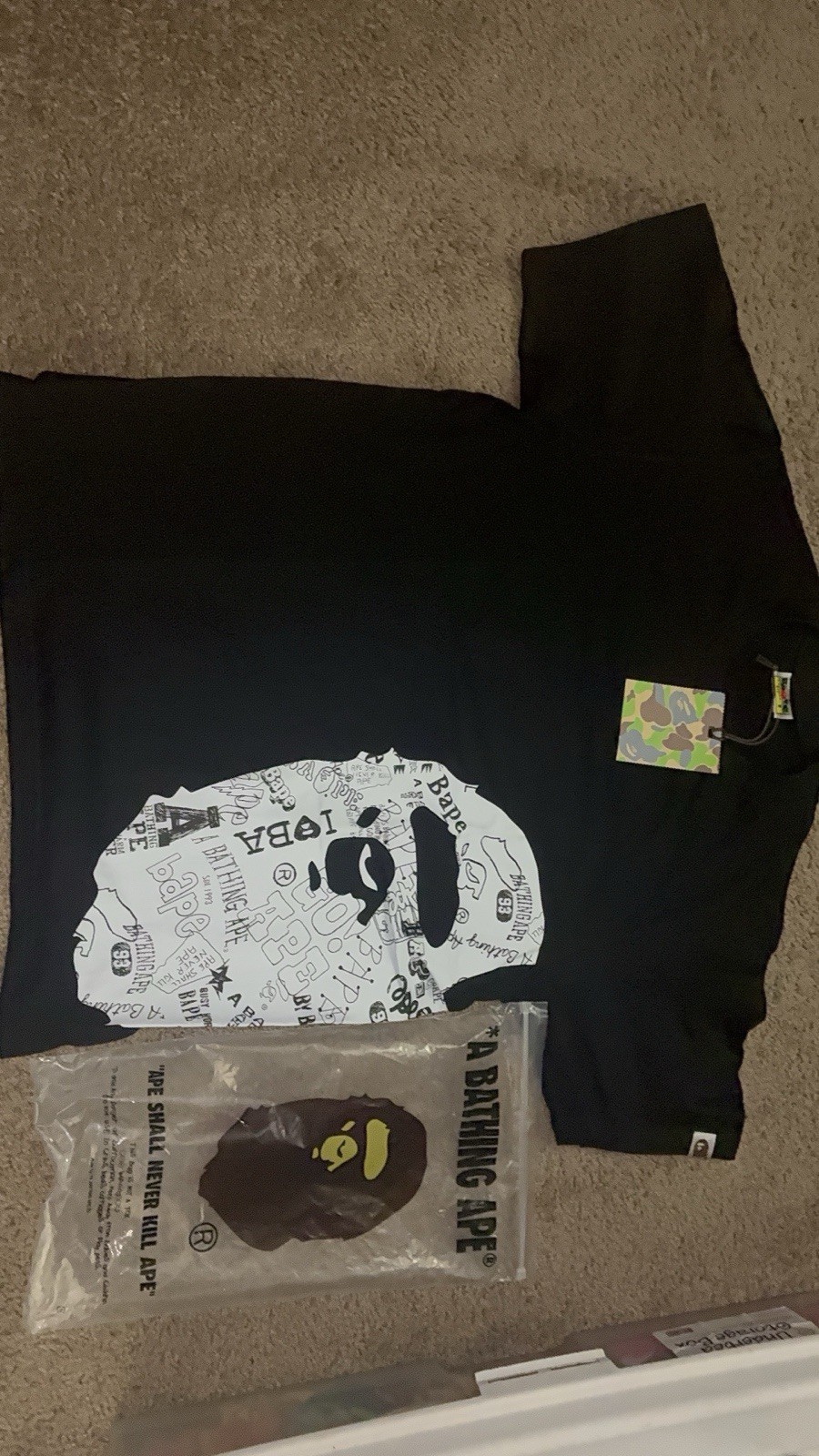 A Bathing Ape BAPE Men’s Black Ape Head Logo Graphic Tee Crew Neck Size S
