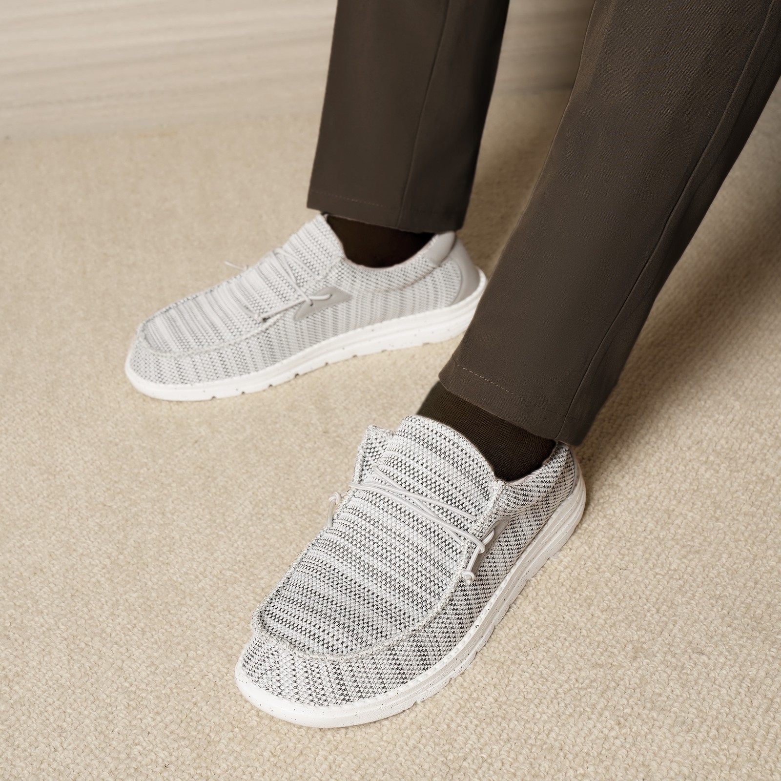 Men’s Casual Slip-on Loafers Lightweight Stretch Shoes Sneakers