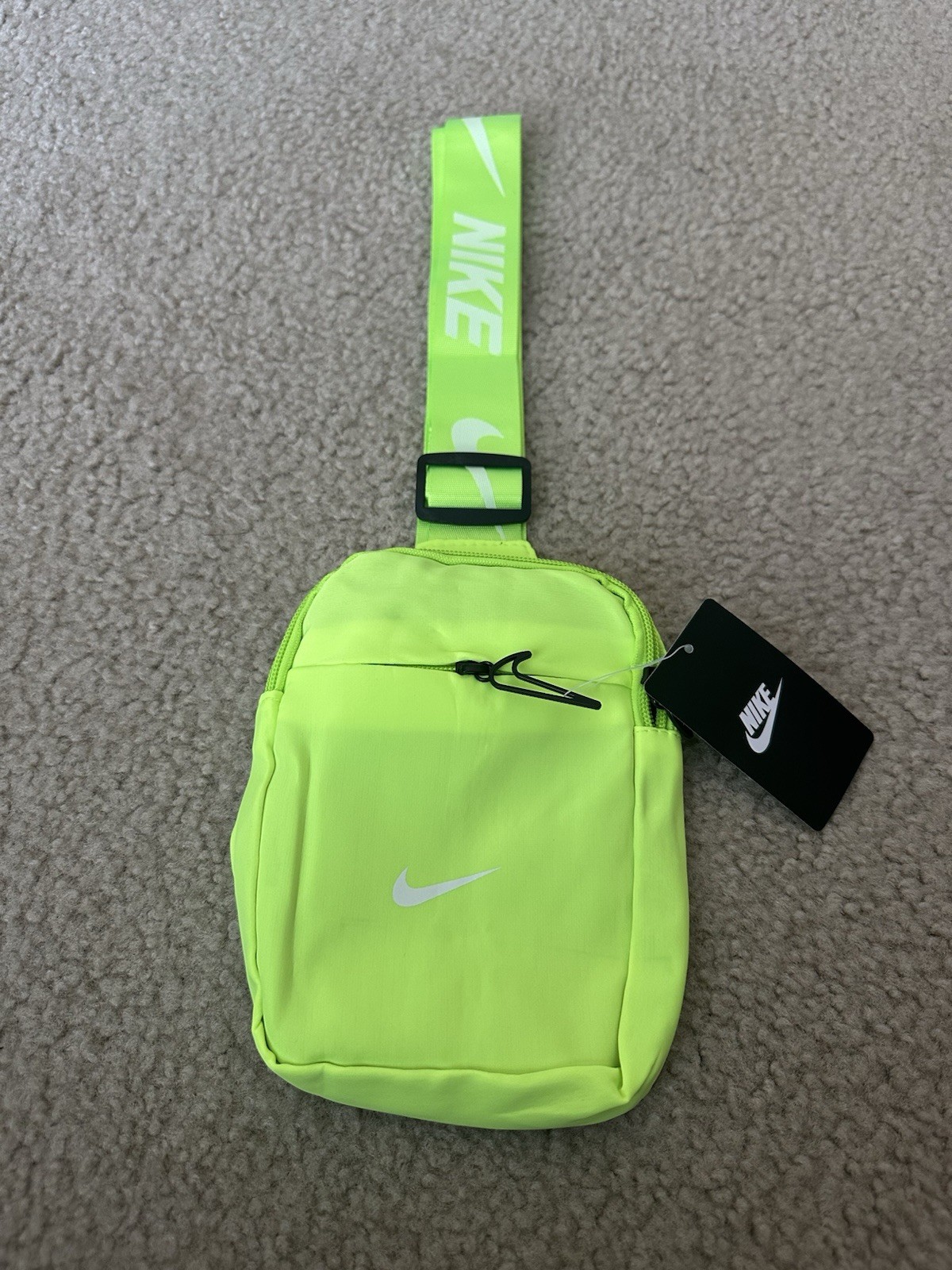 NWT Nike Mini Adjustable Sling Crossbody Shoulder Bag 5×7