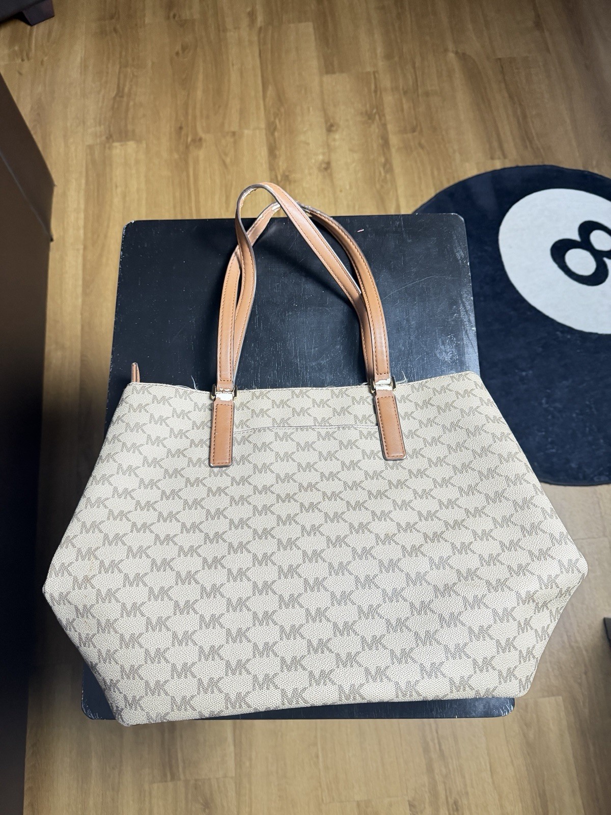 Michael Kors Monogram Tote Bag Beige/Brown Zip Closure Inner Pockets Gold