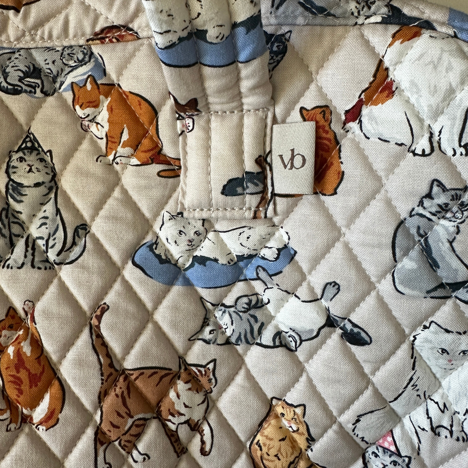 New Vera Bradley A CATS LIFE Large Weekender Travel Luggage Bag Beige