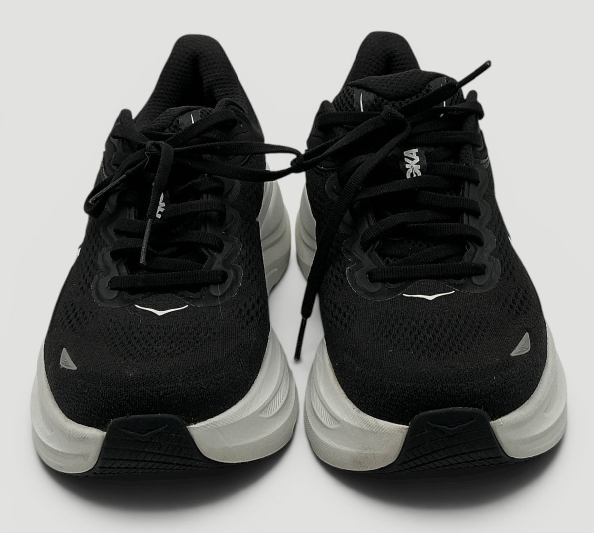 Hoka Bondi 9 Women’s Size 8.5 D (Wide) Black/White Running Shoes