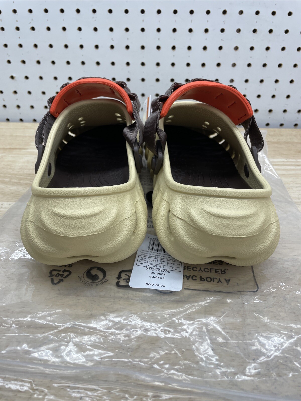 Crocs Echo Clog Sesame Unisex Slip On Comfort 207937-0HX New Multiple Sizes