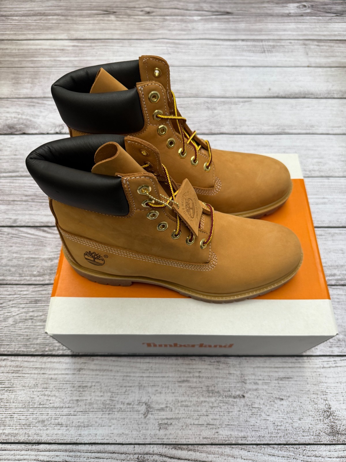 NEW Timberland 6 Inch Boot Wheat Nubuck Premium TB010061-713 Men’s SIZE 9,9.5,11