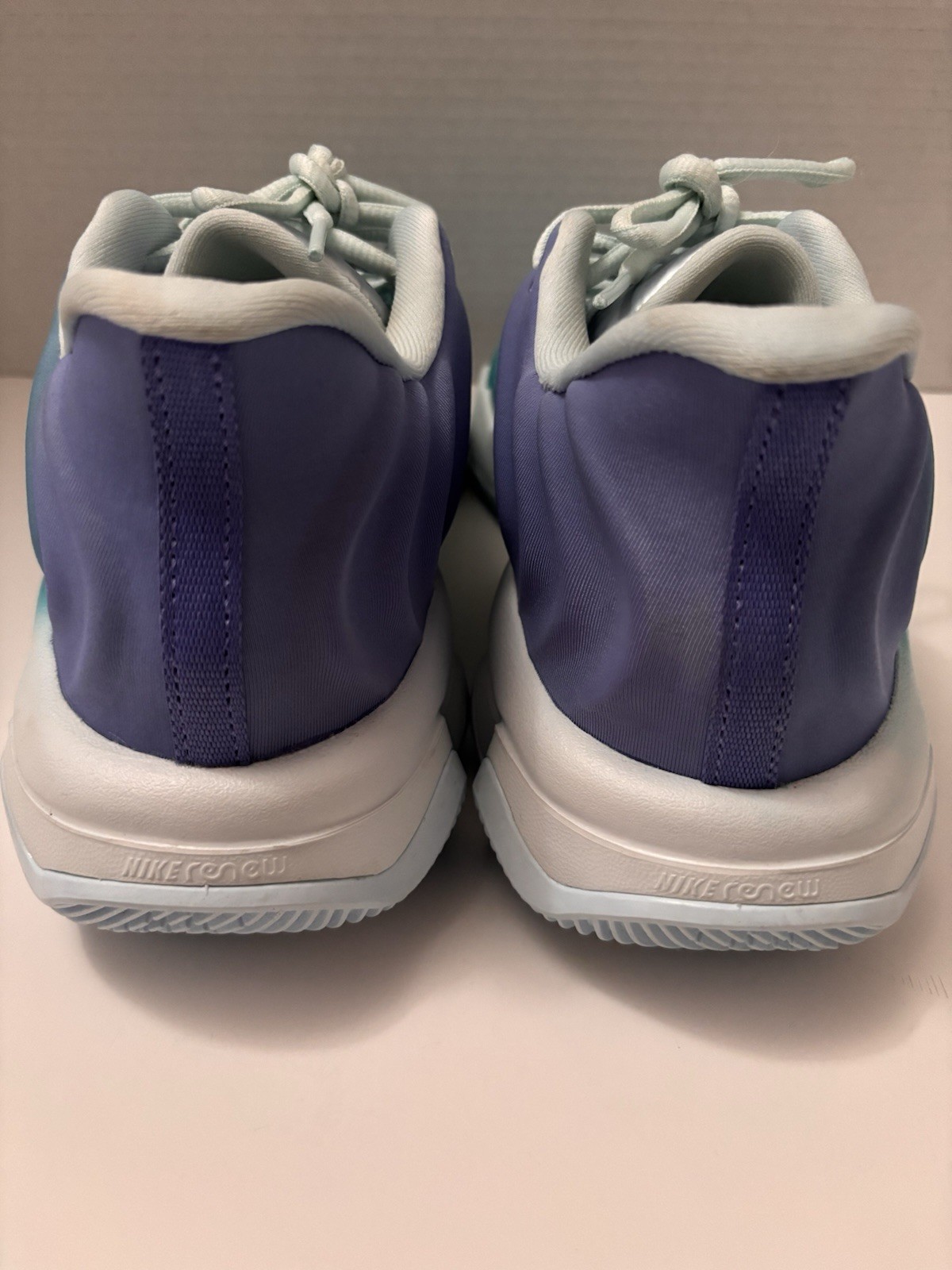 US Men’s 9.5/W 11 – Nike Giannis Immortality 4 “Christmas” FQ3680-300