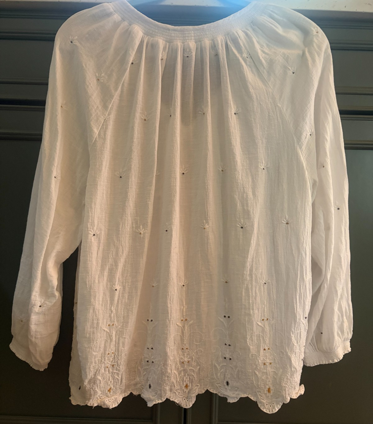 Lucky Brand Boho White Eyelet Embroidered Peasant Bouse Cotton Embroidered Med