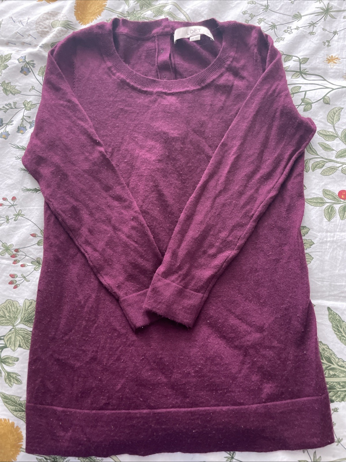 Loft Women’s Long Sleeve Sweater Size with Buttons On Back Size XXSP