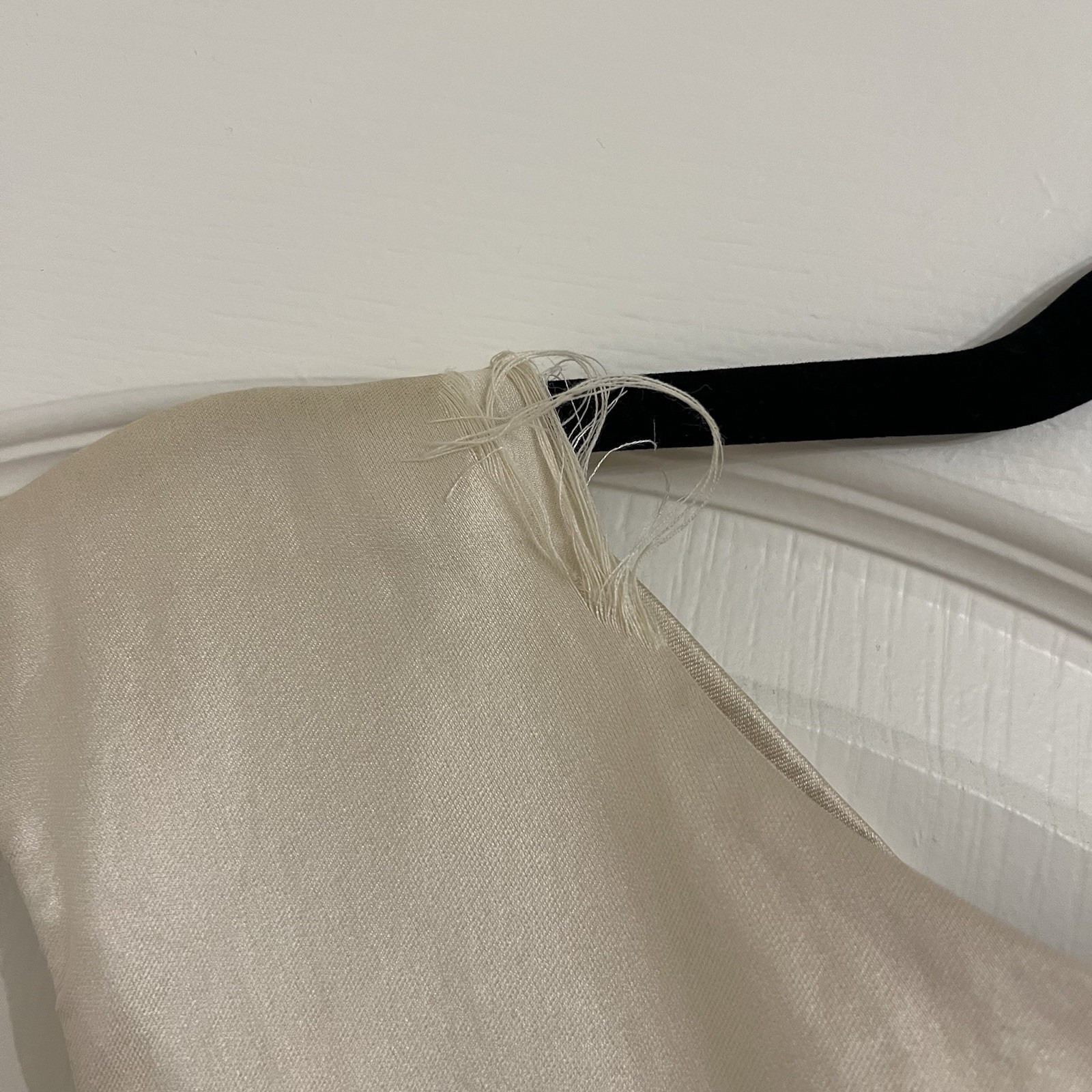 Marchesa Ivory/Black Colorblock Silk Satin Off Shoulder Sheath Dress 6