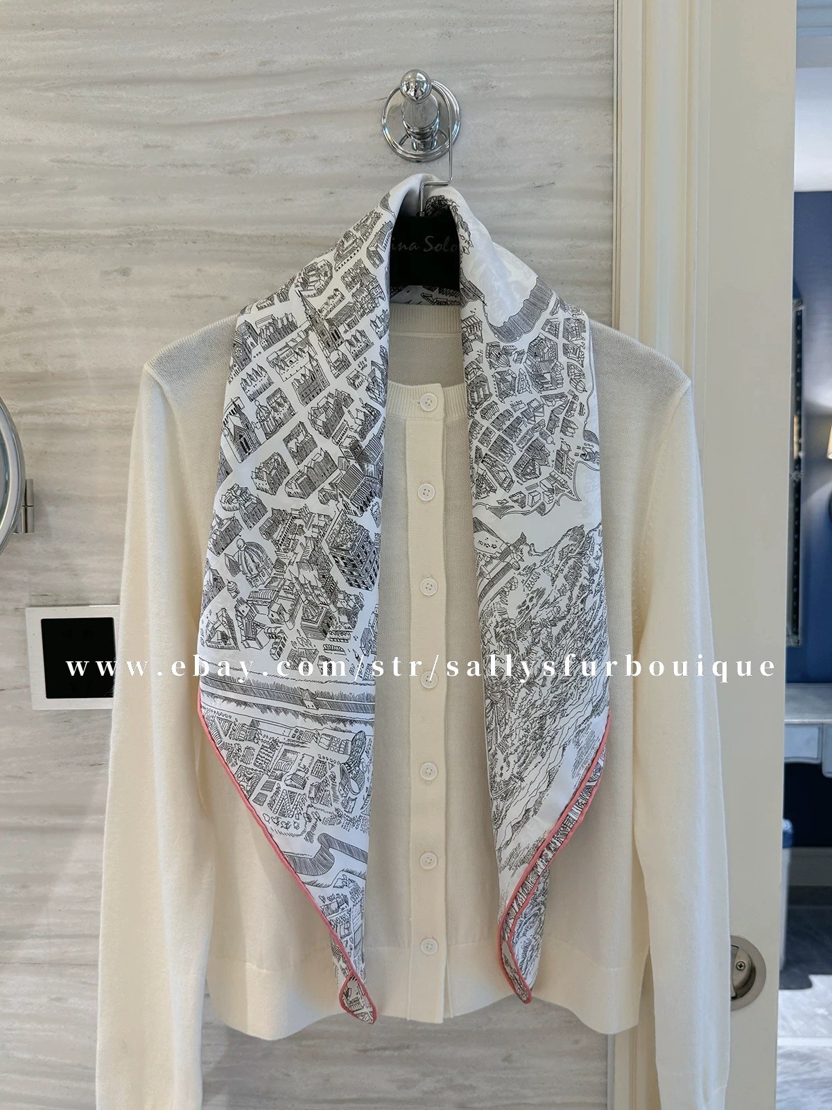 Sallys 18 Momme Twill Silk Horse City Print Wrap Scarf Double Face Shawl 35″