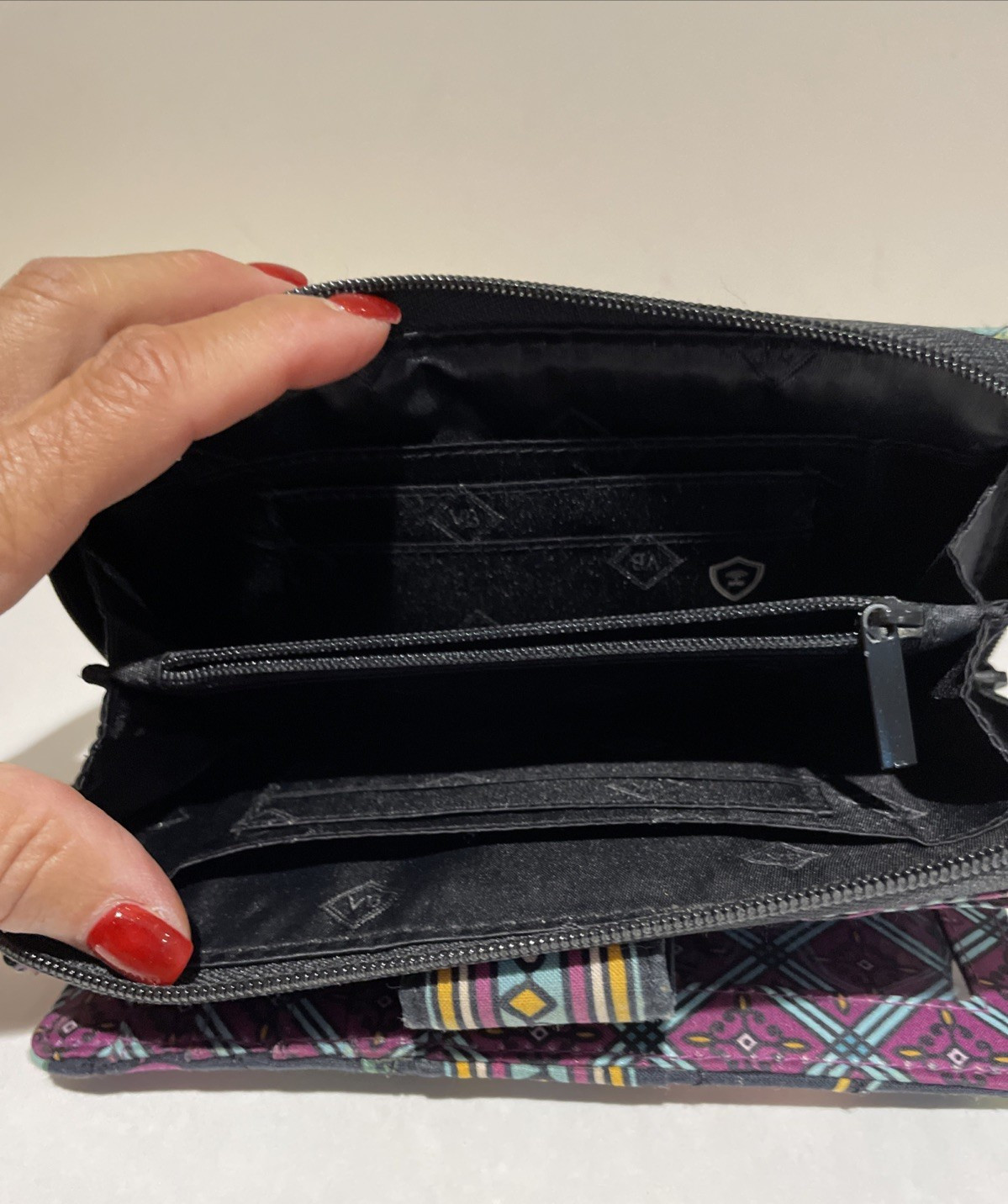 Vera Bradley Floral Vines Wallet Organizer Colorful Iconic Retired Pattern RFID